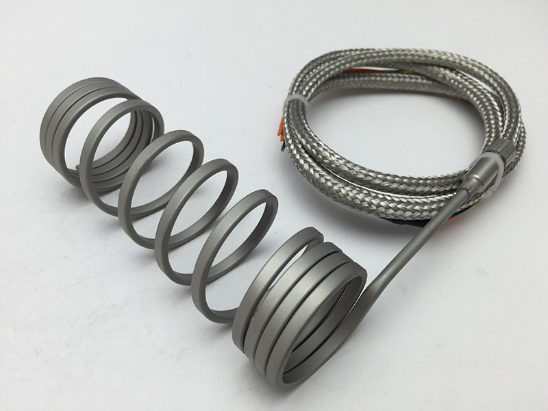 弹簧两端圈缝隙不一致应如何调整？